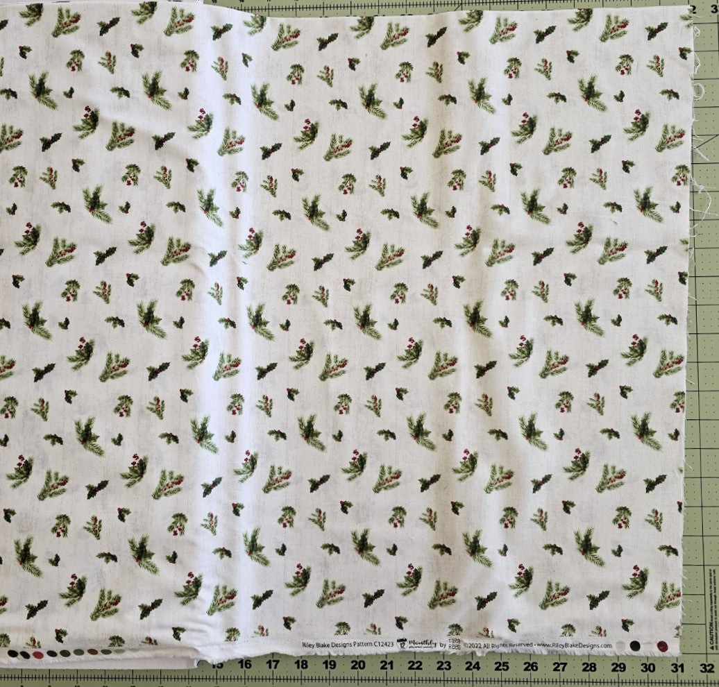 Monthly Placemats - December Holly by Tara Reed for Riley Blake Designs C12423